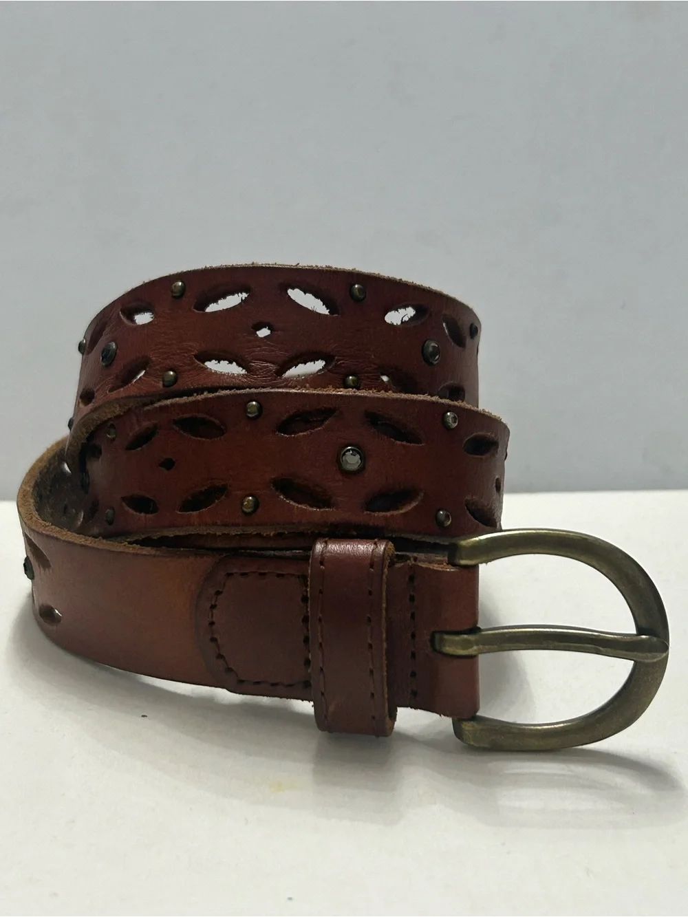 Vintage Abercrombie Y2K Rhinestone Studded Laser Cut Leather Belt 31” Size S